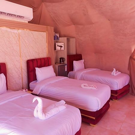 Nafa Rum Camp Wadi Rum Esterno foto